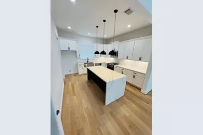 1103 W 15th 1/2 Street #A, Houston, TX 77008 - Photo 9