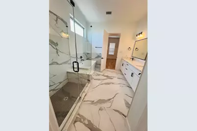 1103 W 15th 1/2 Street #A, Houston, TX 77008 - Photo 23