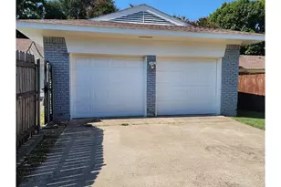 5834 Clendenin Ave, Dallas, TX 75228 - Photo 17