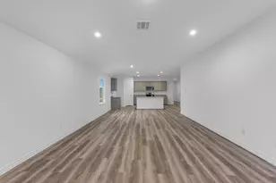 5650 Spoonbill, Orange, TX 77632 - Photo 9