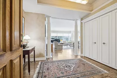 101 Westcott Street #202, Houston, TX 77007 - Photo 3