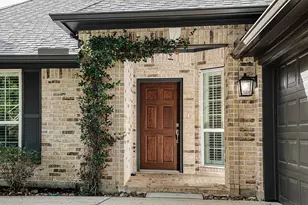 11 Fair Light, The Woodlands, TX 77382 - Photo 3