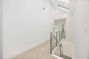 3022 Retta St, Houston, TX 77026 - Photo 13