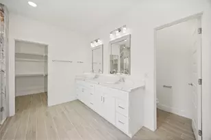 3022 Retta St, Houston, TX 77026 - Photo 15