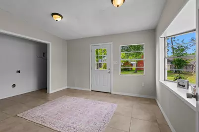 305 Circle Dr, Bridge City, TX 77611 - Photo 23