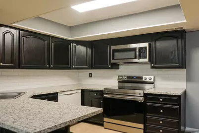 10526 Hammerly Boulevard #246, Houston, TX 77043 - Photo 5
