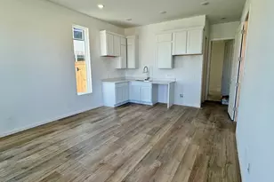 4407 Eagle Pass Dr, Rosenberg, TX 77469 - Photo 5