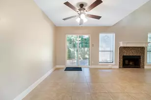 30 Willowwood Cir, The Woodlands, TX 77381 - Photo 13