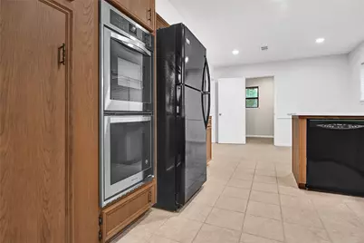 302 Bayou View Drive, El Lago, TX 77586 - Photo 15