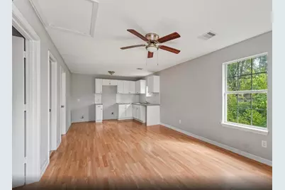205 Hafer Street, Baytown, TX 77520 - Photo 3