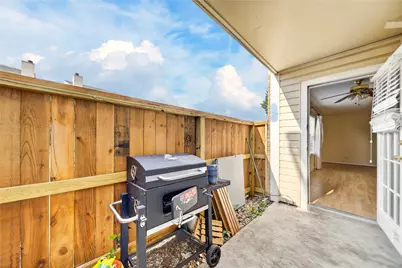 2750 Holly Hall Street #1706, Houston, TX 77054 - Photo 25