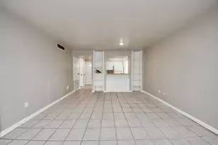 10075 Westpark Dr, Houston, TX 77042 - Photo 7