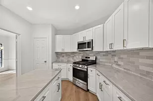 218 Magnolia Grove Ln, Houston, TX 77049 - Photo 21