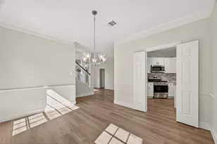 218 Magnolia Grove Ln, Houston, TX 77049 - Photo 11