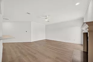 218 Magnolia Grove Ln, Houston, TX 77049 - Photo 13