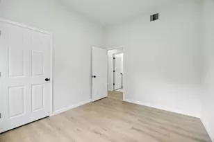 301 Cartersville St, Houston, TX 77029 - Photo 19