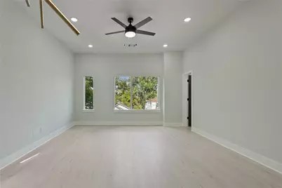 1216 Johnston Street #A, Houston, TX 77022 - Photo 5