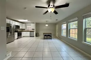 4934 S Cancun Dr, Houston, TX 77045 - Photo 3