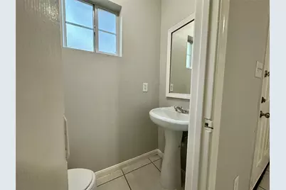4934 S Cancun Drive, Houston, TX 77045 - Photo 15