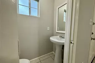 4934 S Cancun Dr, Houston, TX 77045 - Photo 15