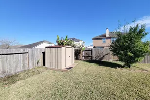 13935 Kenswick Key Ln, Houston, TX 77047 - Photo 33