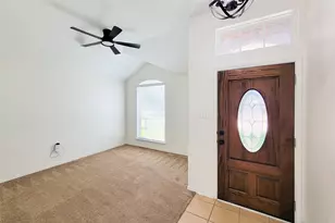 13935 Kenswick Key Ln, Houston, TX 77047 - Photo 9