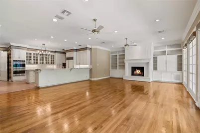 5 Long Timbers Trail, Houston, TX 77024 - Photo 9