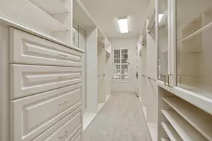 5 Long Timbers Trail, Houston, TX 77024 - Photo 17