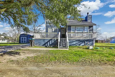 61 S Hilltop Street, Point Blank, TX 77364 - Photo 3