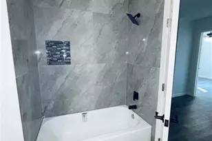 8817 Dandy St, Houston, TX 77016 - Photo 15