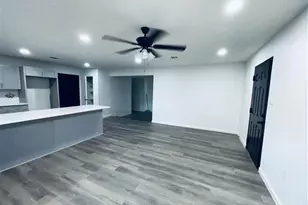 8817 Dandy St, Houston, TX 77016 - Photo 3