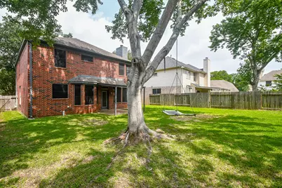 215 Windrift Court, Sugar Land, TX 77479 - Photo 31