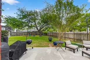 1563 Hillside Elm St, Houston, TX 77062 - Photo 33