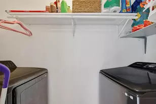 1563 Hillside Elm St, Houston, TX 77062 - Photo 15