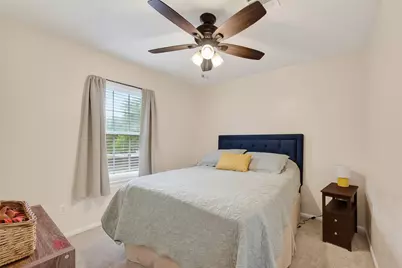 1563 Hillside Elm Street, Houston, TX 77062 - Photo 29