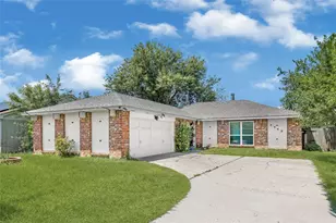 2743 Winter Park Ct, Houston, TX 77067 - Photo 1
