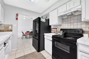 2743 Winter Park Ct, Houston, TX 77067 - Photo 9
