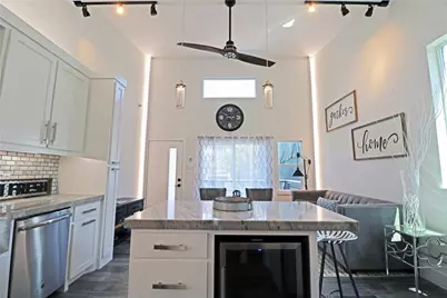 2310 McDuffie Street #H9, Houston, TX 77019 - Photo 9