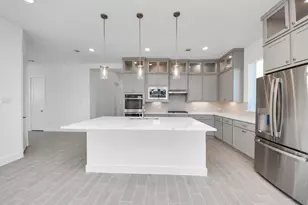 9606 Chateau Hill, Manvel, TX 77578 - Photo 5