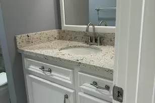 7718 Breezeway St, Houston, TX 77040 - Photo 17