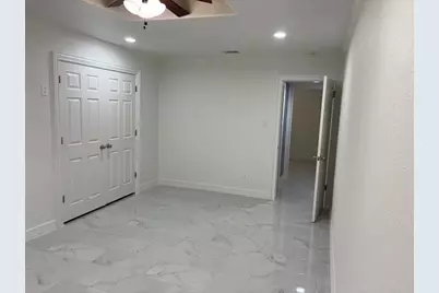 7718 Breezeway Street, Houston, TX 77040 - Photo 9