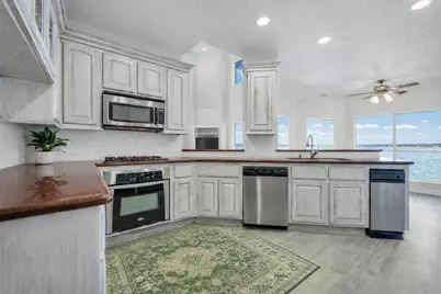 16314 Hunters Circle, Montgomery, TX 77356 - Photo 11