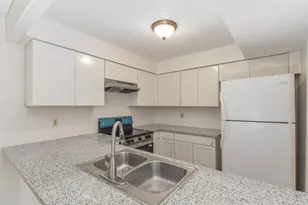 12906 Leader St, Houston, TX 77072 - Photo 7