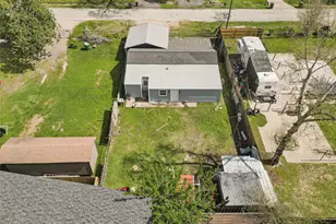 4110 Fuqua St, Bacliff, TX 77518 - Photo 3