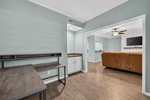 2001 Bering Dr, Houston, TX 77057 - Photo 19