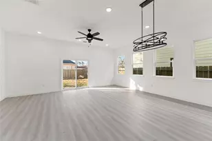 4516 Galesburg St, Houston, TX 77051 - Photo 7