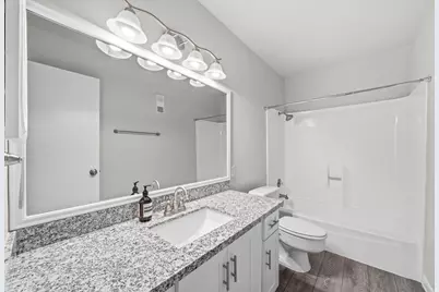 10152 Longmont Drive #38/10, Houston, TX 77042 - Photo 3
