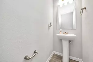 1908 Bellview St, La Marque, TX 77568 - Photo 11