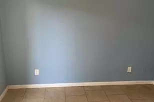 1701 Upland Dr, Houston, TX 77043 - Photo 7