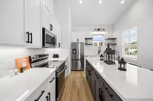 2614 Noble St, Houston, TX 77026 - Photo 9